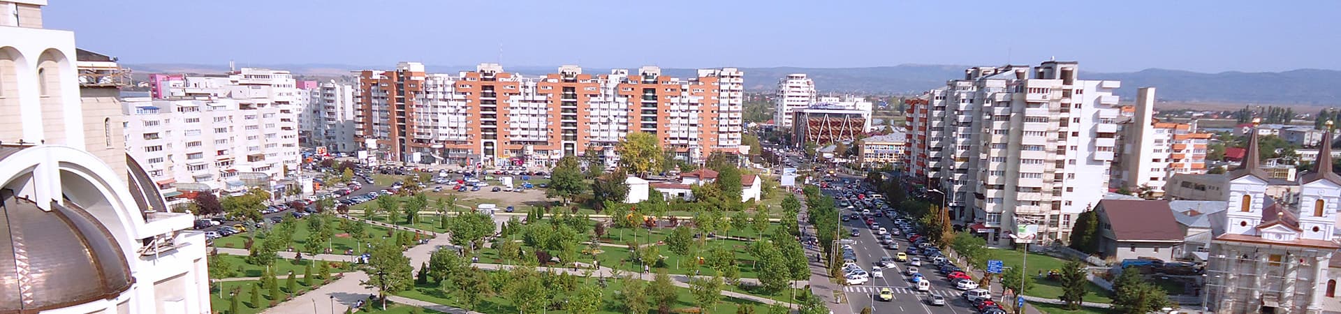 Vedere panoramică asupra centrului Bacăului de la Business Time Coffee